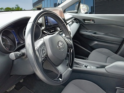 Toyota C-HR 1.8 125H Active 90 kW (122 CV) 7 Toyota C-HR 1.8 125H Active 90 kW (122 CV) 7