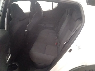 Toyota C-HR 1.8 125H Active 90 kW (122 CV) 9 Toyota C-HR 1.8 125H Active 90 kW (122 CV) 9