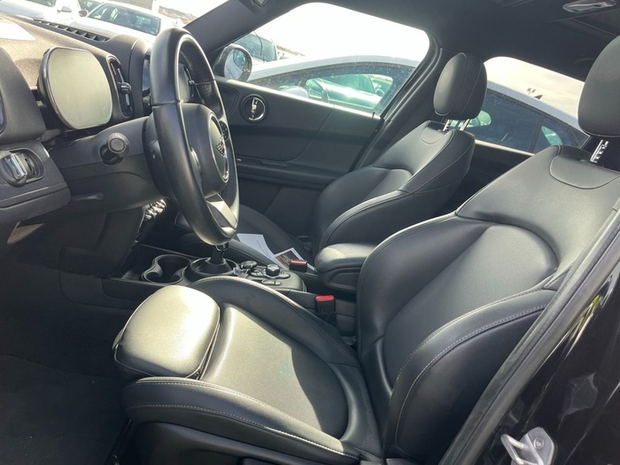 MINI MINI Countryman Cooper 100 kW (136 CV) Vehículo usado en Madrid MINI MINI Countryman Cooper 100 kW (136 CV) Vehículo usado en Madrid