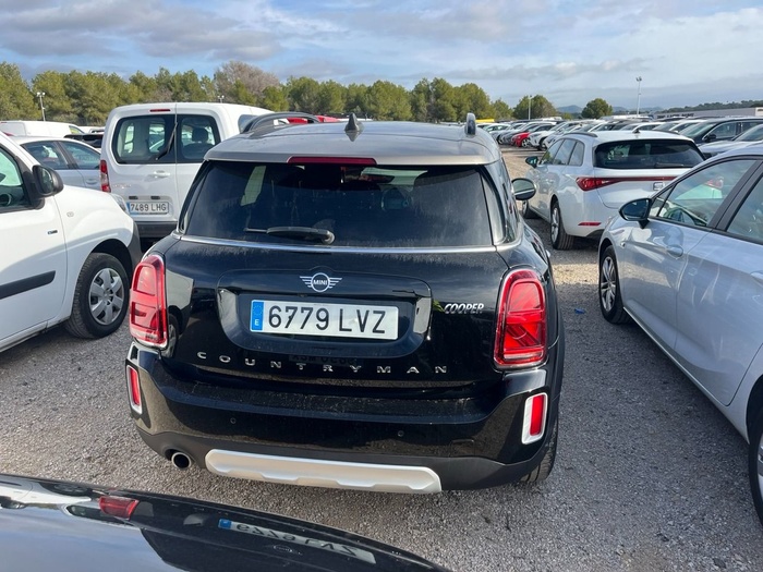 MINI MINI Countryman Cooper 100 kW (136 CV) Vehículo usado en Madrid MINI MINI Countryman Cooper 100 kW (136 CV) Vehículo usado en Madrid