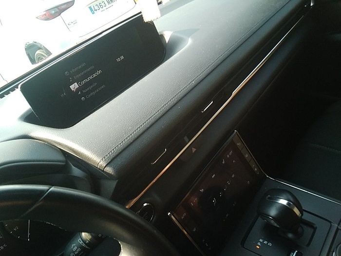 Mazda MX-30 e-Skyactiv R-EV Advantage Industrial Vintage Auto 125 kW (170 CV) Vehículo usado en Madrid Mazda MX-30 e-Skyactiv R-EV Advantage Industrial Vintage Auto 125 kW (170 CV) Vehículo usado en Madrid