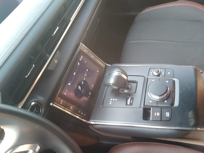 Mazda MX-30 e-Skyactiv R-EV Advantage Industrial Vintage Auto 125 kW (170 CV) Vehículo usado en Madrid Mazda MX-30 e-Skyactiv R-EV Advantage Industrial Vintage Auto 125 kW (170 CV) Vehículo usado en Madrid