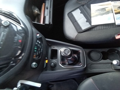 Ford Tourneo Courier 1.5 TDCi Sport 74 kW (100 CV) 14 Ford Tourneo Courier 1.5 TDCi Sport 74 kW (100 CV) 14