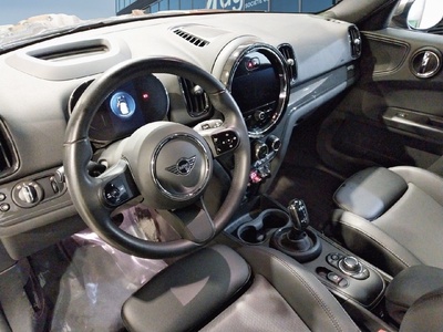 MINI MINI Countryman Cooper 100 kW (136 CV) 7 MINI MINI Countryman Cooper 100 kW (136 CV) 7