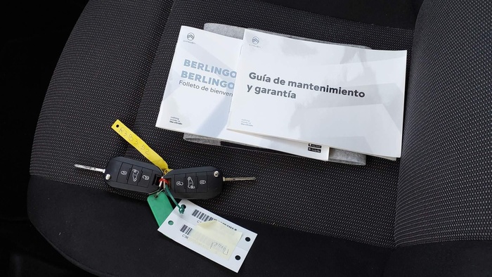 Citroen Berlingo BlueHDi 100 S&S Talla M Live Pack Business 75 kW (102 CV) Vehículo usado en Madrid Citroen Berlingo BlueHDi 100 S&S Talla M Live Pack Business 75 kW (102 CV) Vehículo usado en Madrid