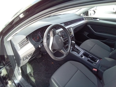 Volkswagen Passat Variant Business 2.0 TDI 90 kW (122 CV) DSG 7 Volkswagen Passat Variant Business 2.0 TDI 90 kW (122 CV) DSG 7
