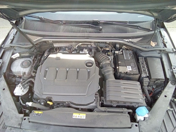 Volkswagen Passat Variant Business 2.0 TDI 90 kW (122 CV) DSG Vehículo usado en Madrid Volkswagen Passat Variant Business 2.0 TDI 90 kW (122 CV) DSG Vehículo usado en Madrid