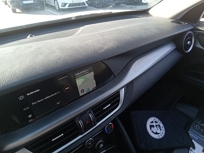Alfa Romeo Stelvio 2.2 Diesel Sprint RWD 140 kW (190 CV) 12 Alfa Romeo Stelvio 2.2 Diesel Sprint RWD 140 kW (190 CV) 12