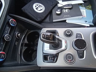 Alfa Romeo Stelvio 2.2 Diesel Sprint RWD 140 kW (190 CV) 14 Alfa Romeo Stelvio 2.2 Diesel Sprint RWD 140 kW (190 CV) 14