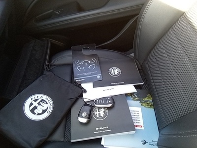 Alfa Romeo Stelvio 2.2 Diesel Sprint RWD 140 kW (190 CV) 15 Alfa Romeo Stelvio 2.2 Diesel Sprint RWD 140 kW (190 CV) 15