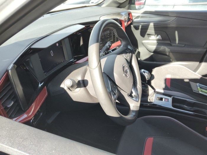 Opel Mokka 1.2 T GS 100 kW (136 CV) Vehículo usado en Madrid Opel Mokka 1.2 T GS 100 kW (136 CV) Vehículo usado en Madrid