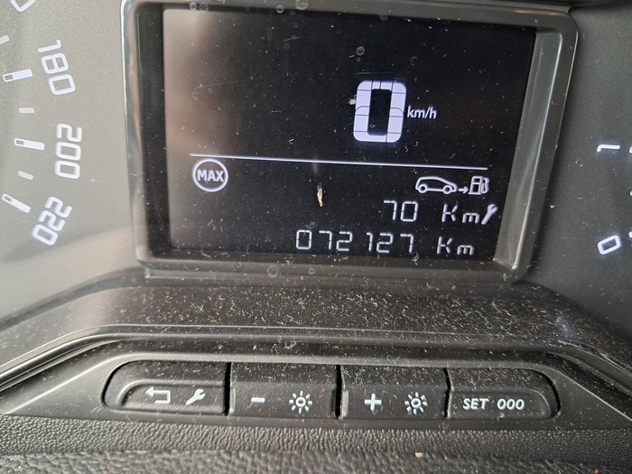 Citroen C3 BlueHDi 100 S&S Feel 75 kW (102 CV) Vehículo usado en Madrid Citroen C3 BlueHDi 100 S&S Feel 75 kW (102 CV) Vehículo usado en Madrid