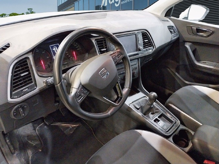 SEAT Ateca 1.6 TDI S&S Reference Edition 85 kW (115 CV) Vehículo usado en Madrid SEAT Ateca 1.6 TDI S&S Reference Edition 85 kW (115 CV) Vehículo usado en Madrid