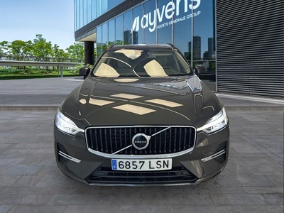 Volvo XC60 B4 D Momentum Pro AWD Auto 145 kW (197 CV) 2 Volvo XC60 B4 D Momentum Pro AWD Auto 145 kW (197 CV) 2
