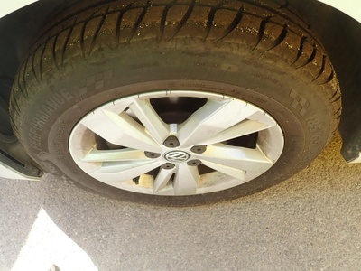 Volkswagen Polo Advance 1.0 TSI 70 kW (95 CV) 13 Volkswagen Polo Advance 1.0 TSI 70 kW (95 CV) 13