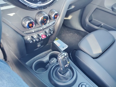 MINI MINI Countryman Cooper 100 kW (136 CV) 15 MINI MINI Countryman Cooper 100 kW (136 CV) 15