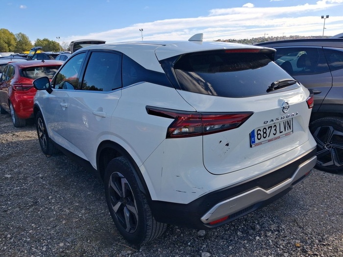 Nissan Qashqai DIG-T 140 mHEV N-Connecta 4x2 103 kW (140 CV) Vehículo usado en Madrid Nissan Qashqai DIG-T 140 mHEV N-Connecta 4x2 103 kW (140 CV) Vehículo usado en Madrid