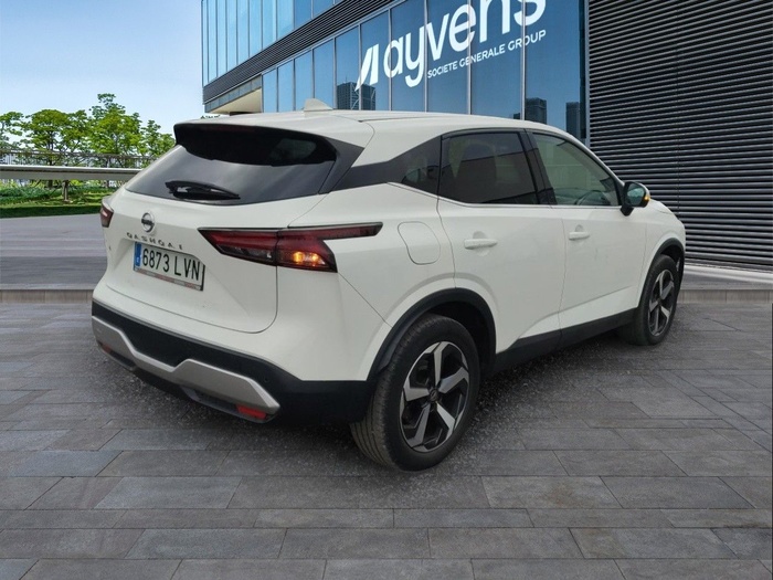 Nissan Qashqai DIG-T 140 mHEV N-Connecta 4x2 103 kW (140 CV) Vehículo usado en Madrid Nissan Qashqai DIG-T 140 mHEV N-Connecta 4x2 103 kW (140 CV) Vehículo usado en Madrid