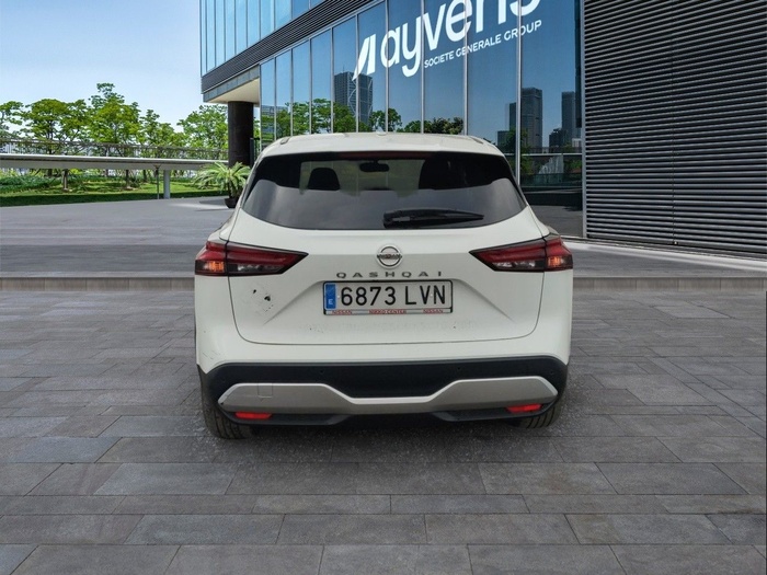 Nissan Qashqai DIG-T 140 mHEV N-Connecta 4x2 103 kW (140 CV) Vehículo usado en Madrid Nissan Qashqai DIG-T 140 mHEV N-Connecta 4x2 103 kW (140 CV) Vehículo usado en Madrid