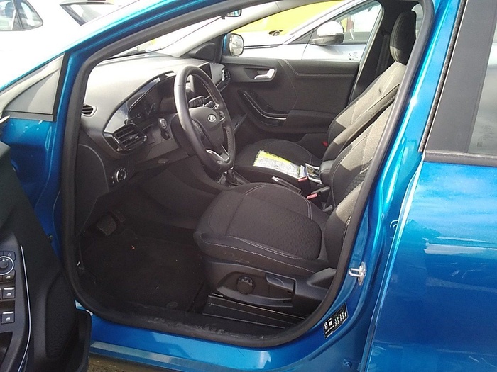 Ford Puma 1.0 EcoBoost MHEV Titanium 92 kW (125 CV) Vehículo usado en Madrid Ford Puma 1.0 EcoBoost MHEV Titanium 92 kW (125 CV) Vehículo usado en Madrid