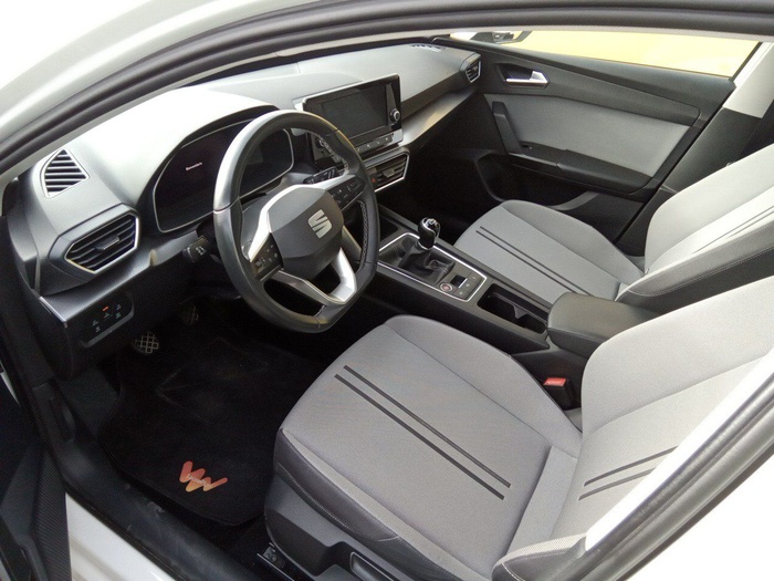 SEAT León 2.0 TDI S&S Style Go 85 kW (115 CV) Vehículo usado en Madrid SEAT León 2.0 TDI S&S Style Go 85 kW (115 CV) Vehículo usado en Madrid