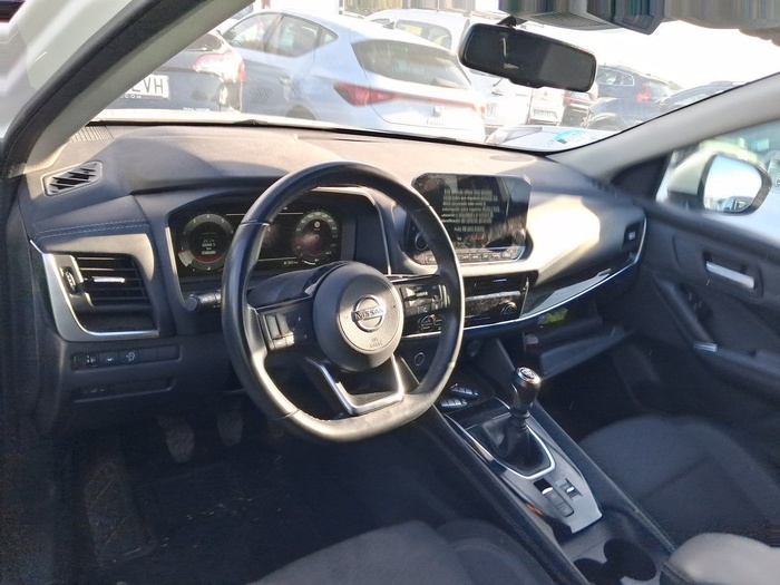 Nissan Qashqai DIG-T 140 mHEV N-Connecta 4x2 103 kW (140 CV) Vehículo usado en Madrid Nissan Qashqai DIG-T 140 mHEV N-Connecta 4x2 103 kW (140 CV) Vehículo usado en Madrid