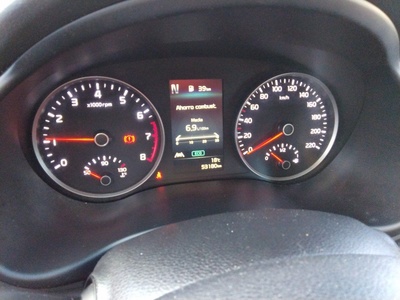 Kia Stonic 1.0 T-GDi MHEV Drive iMT 88 kW (120 CV) 8 Kia Stonic 1.0 T-GDi MHEV Drive iMT 88 kW (120 CV) 8