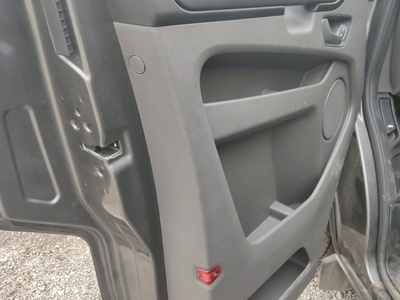 Ford Transit Custom Kombi PHEV Trend L1 Auto 93 kW (126 CV) 11 Ford Transit Custom Kombi PHEV Trend L1 Auto 93 kW (126 CV) 11