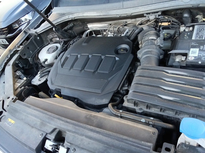 Volkswagen Tiguan R-Line 2.0 TDI 110 kW (150 CV) DSG Vehículo usado en Madrid Volkswagen Tiguan R-Line 2.0 TDI 110 kW (150 CV) DSG Vehículo usado en Madrid