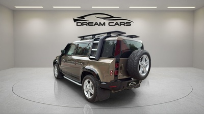 Land Rover Defender 110 D240 S 4WD Auto 177 kW (240 CV) 5 Land Rover Defender 110 D240 S 4WD Auto 177 kW (240 CV) 5