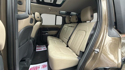 Land Rover Defender 110 D240 S 4WD Auto 177 kW (240 CV) 18 Land Rover Defender 110 D240 S 4WD Auto 177 kW (240 CV) 18