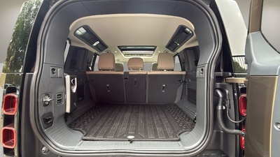 Land Rover Defender 110 D240 S 4WD Auto 177 kW (240 CV) 23 Land Rover Defender 110 D240 S 4WD Auto 177 kW (240 CV) 23