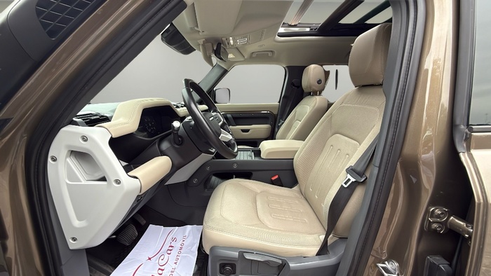 Land Rover Defender 110 D240 S 4WD Auto 177 kW (240 CV) Vehículo usado en Madrid Land Rover Defender 110 D240 S 4WD Auto 177 kW (240 CV) Vehículo usado en Madrid