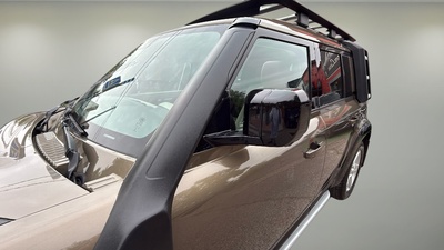 Land Rover Defender 110 D240 S 4WD Auto 177 kW (240 CV) 14 Land Rover Defender 110 D240 S 4WD Auto 177 kW (240 CV) 14