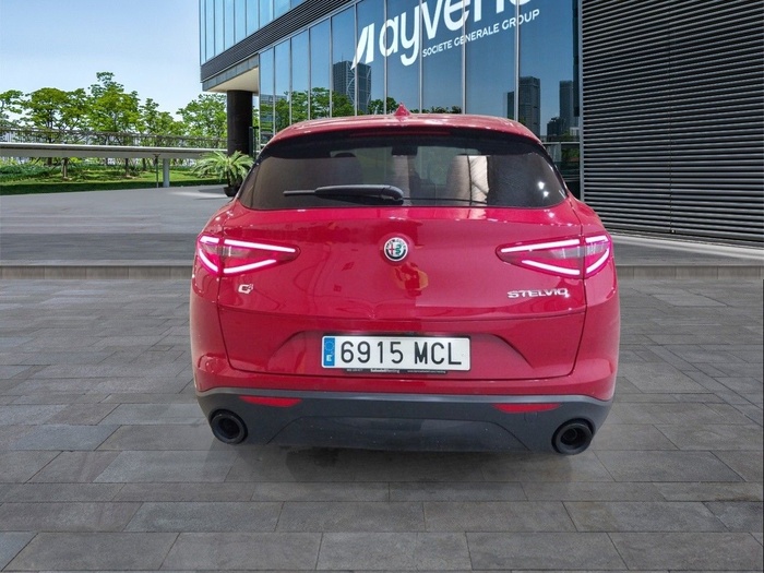 Alfa Romeo Stelvio 2.2 Diesel Sprint AWD 140 kW (190 CV) Vehículo usado en Madrid Alfa Romeo Stelvio 2.2 Diesel Sprint AWD 140 kW (190 CV) Vehículo usado en Madrid