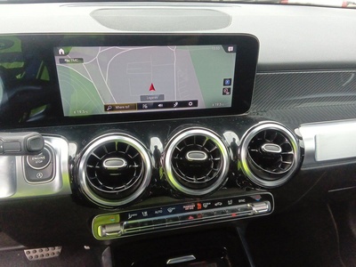 Mercedes-Benz GLB 200 d 110 kW (150 CV) 10 Mercedes-Benz GLB 200 d 110 kW (150 CV) 10