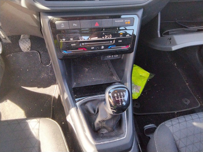 Volkswagen T-Cross Advance 1.0 TSI 70 kW (95 CV) Vehículo usado en Madrid Volkswagen T-Cross Advance 1.0 TSI 70 kW (95 CV) Vehículo usado en Madrid