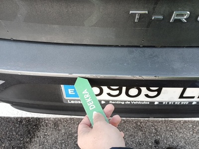 Volkswagen T-Roc Edition 1.6 TDI 85 kW (115 CV) 13 Volkswagen T-Roc Edition 1.6 TDI 85 kW (115 CV) 13