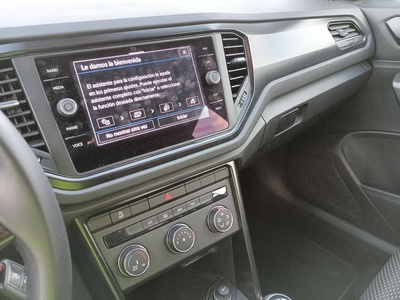 Volkswagen T-Roc Edition 1.6 TDI 85 kW (115 CV) 8 Volkswagen T-Roc Edition 1.6 TDI 85 kW (115 CV) 8