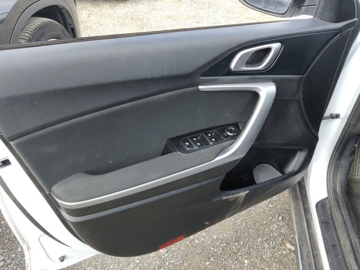 Kia XCeed 1.0 T-GDi Drive 88 kW (120 CV) Vehículo usado en Madrid Kia XCeed 1.0 T-GDi Drive 88 kW (120 CV) Vehículo usado en Madrid