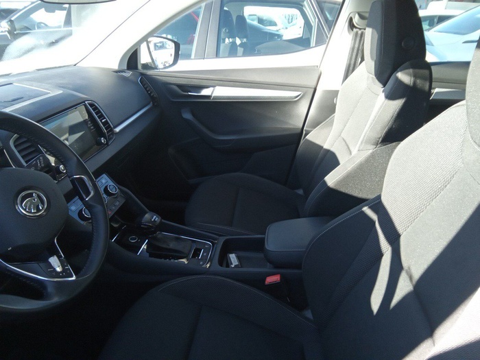 Skoda Karoq 2.0 TDI Ambition 4X4 DSG 110 kW (150 CV) Vehículo usado en Madrid Skoda Karoq 2.0 TDI Ambition 4X4 DSG 110 kW (150 CV) Vehículo usado en Madrid