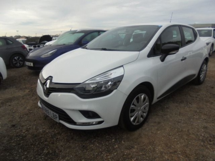 Renault Clio Business TCe 55 kW (75 CV) Vehículo usado en Madrid Renault Clio Business TCe 55 kW (75 CV) Vehículo usado en Madrid