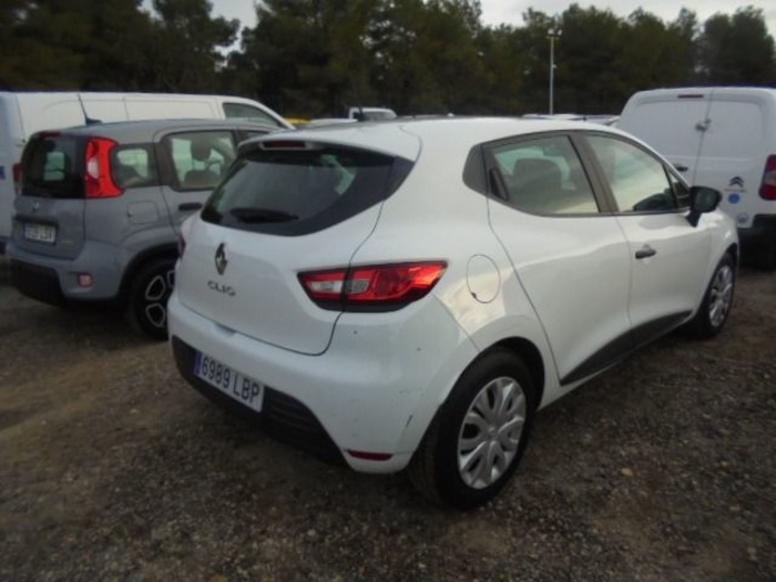 Renault Clio Business TCe 55 kW (75 CV) Vehículo usado en Madrid Renault Clio Business TCe 55 kW (75 CV) Vehículo usado en Madrid
