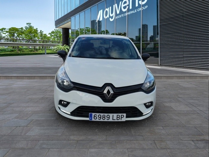 Renault Clio Business TCe 55 kW (75 CV) Vehículo usado en Madrid Renault Clio Business TCe 55 kW (75 CV) Vehículo usado en Madrid