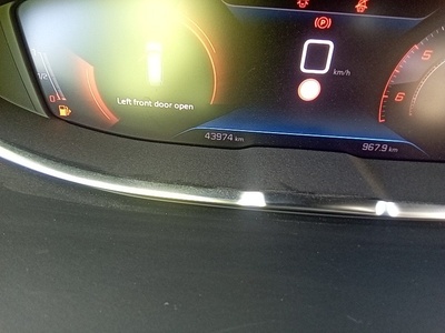 Peugeot 5008 BlueHDi 130 S&S Allure 96 kW (130 CV) 11 Peugeot 5008 BlueHDi 130 S&S Allure 96 kW (130 CV) 11