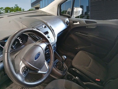 Ford Transit Courier Furgon 1.5 TDCI Trend 74 kW (100 CV) 7 Ford Transit Courier Furgon 1.5 TDCI Trend 74 kW (100 CV) 7