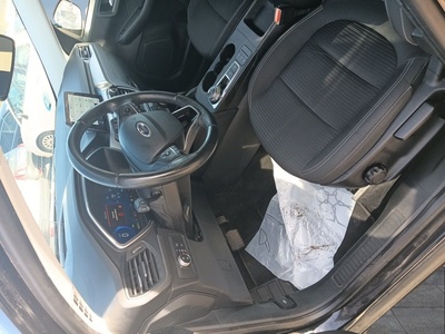 Ford Kuga 2.5 Duratec FHEV Titanium Auto 140 kW (190 CV) 14 Ford Kuga 2.5 Duratec FHEV Titanium Auto 140 kW (190 CV) 14