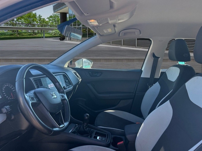 SEAT Ateca 1.6 TDI S&S Ecomotive Reference 85 kW (115 CV) Vehículo usado en Madrid SEAT Ateca 1.6 TDI S&S Ecomotive Reference 85 kW (115 CV) Vehículo usado en Madrid