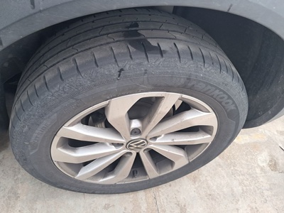 Volkswagen T-Roc Life 2.0 TDI 85 kW (115 CV) 11 Volkswagen T-Roc Life 2.0 TDI 85 kW (115 CV) 11