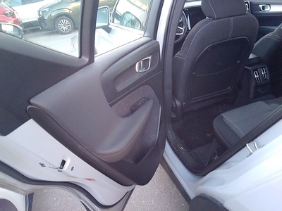 Volvo XC40 T5 Twin Recharge Inscription Expression Auto 193 kW (262 CV) 13 Volvo XC40 T5 Twin Recharge Inscription Expression Auto 193 kW (262 CV) 13